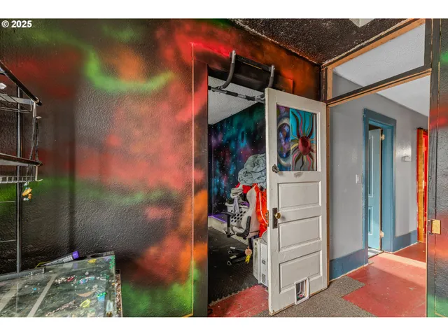 $299,000 | 2026 C Street, Washougal, WA 98671