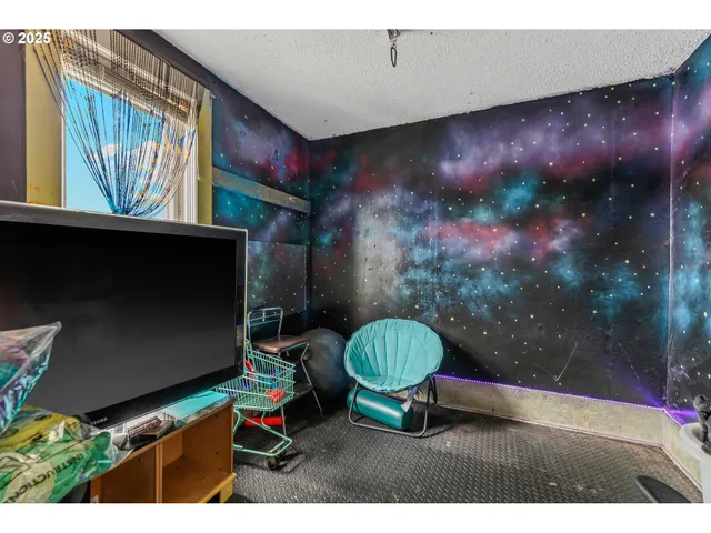 $299,000 | 2026 C Street, Washougal, WA 98671