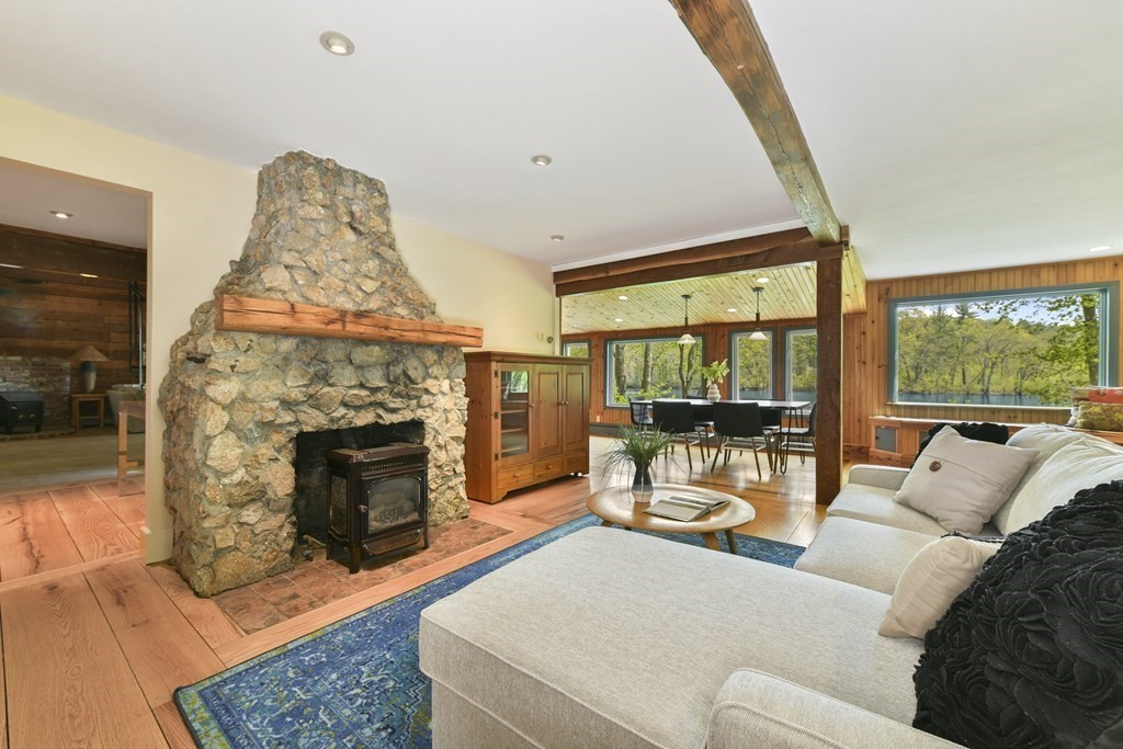 54 Riveredge Road North Billerica, MA 01862 - Photo 6 of 20 Gallery Image 6