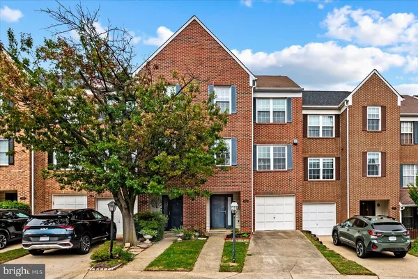 $3,800 | 2112 Hutchison Grove Court, Falls Church, VA 22043