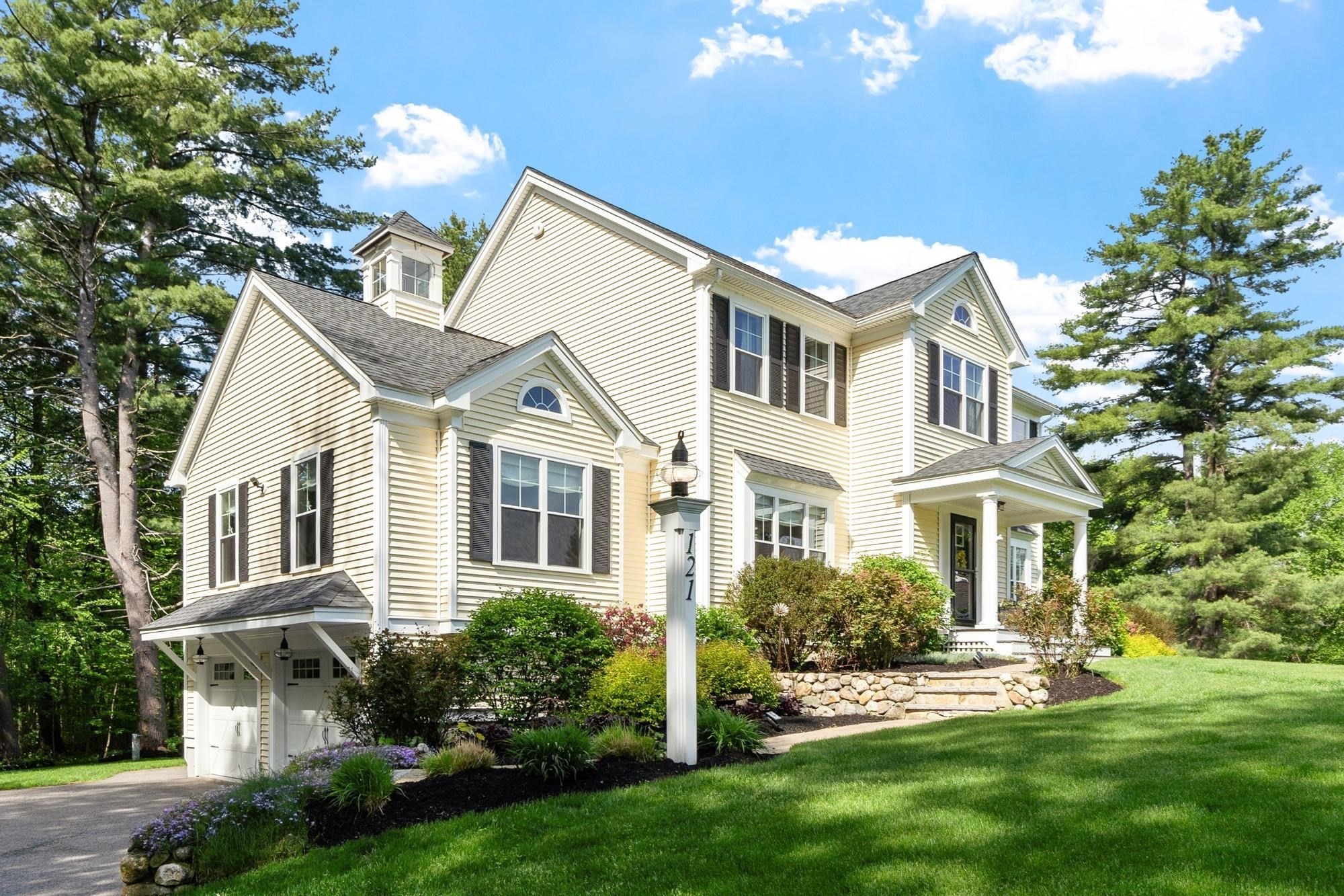 121 7 Star Road Groveland, MA 01834 - Photo 2 of 42 Gallery Image 2