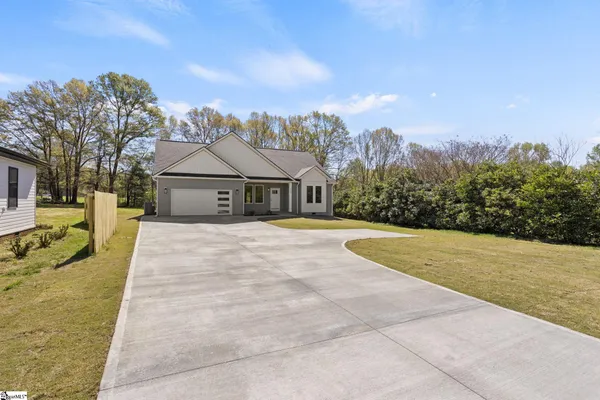 $439,900 | 195 Pine Drive, Greer, SC 29651