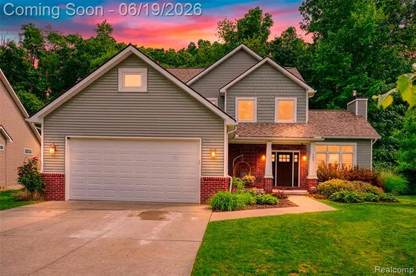 $449,900 | 140 Skyline Drive, Howell, MI 48843