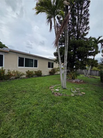 $3,948 | 12220 Northeast Miami Place, North Miami, FL 33161