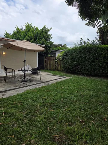 $3,948 | 12220 Northeast Miami Place, North Miami, FL 33161