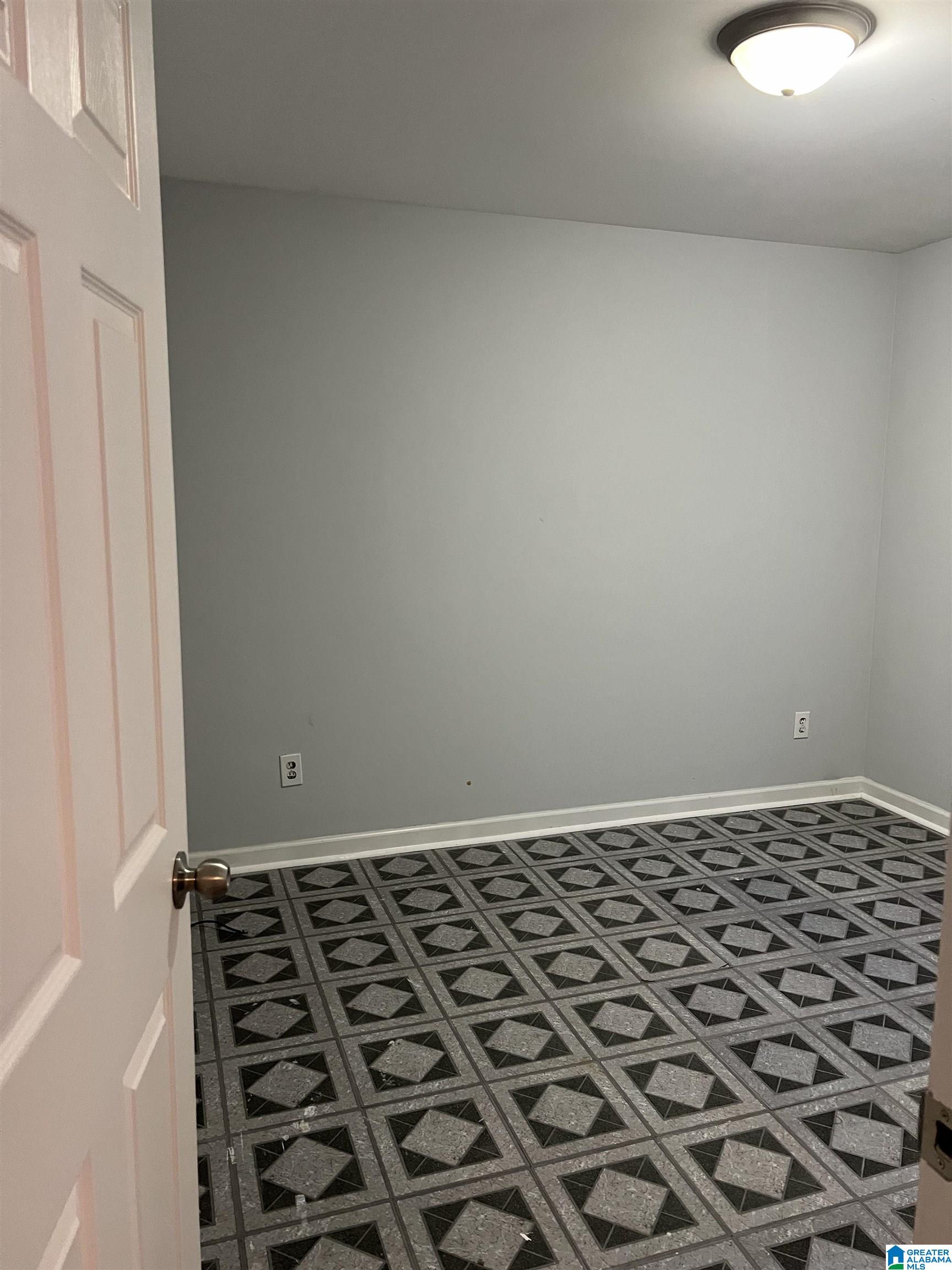 1340 Fulton Avenue Southwest Birmingham, AL 35211 - Photo 7 of 7