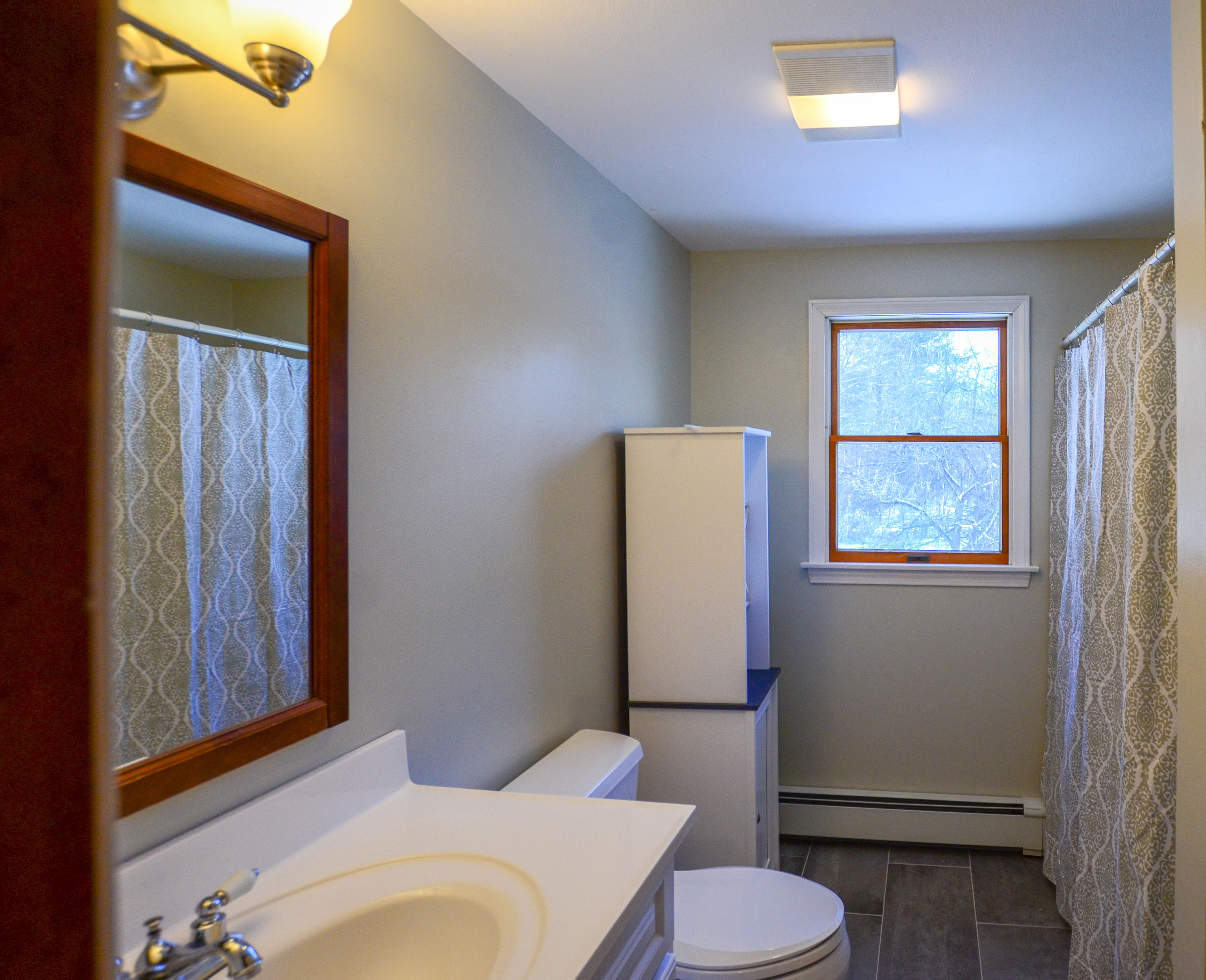 85 Picott Road Kittery, ME 03904 - Photo 13 of 36 DSC_8614