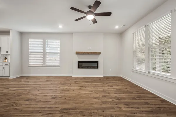 $549,990 | 3509 Winterfell Drive, Murfreesboro, TN 37129