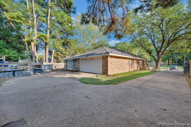 $229,000 | 2412 Somersworth Drive, Shreveport, LA 71118