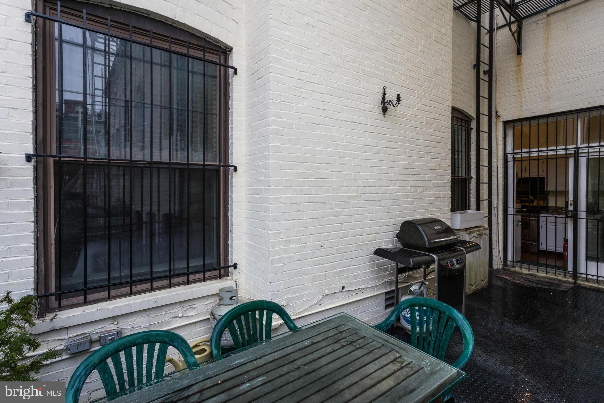 2031 Q Street Northwest, Unit 2 Washington, DC 20009 - Photo 16 of 16 Exterior (General)