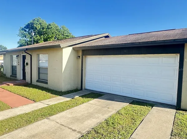 $2,000 | 106 Toluca Drive, Kissimmee, FL 34743