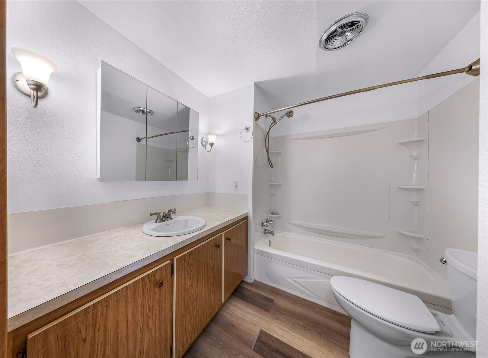 24443 Wicker Road, Unit 6 Sedro-Woolley, WA 98284 - Photo 18 of 33