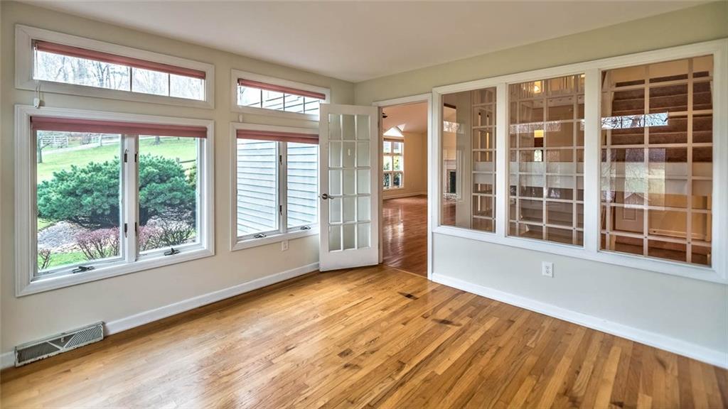 4466 Middle Road Allison Park, PA 15101 - Photo 9 of 24 Gallery Image 9