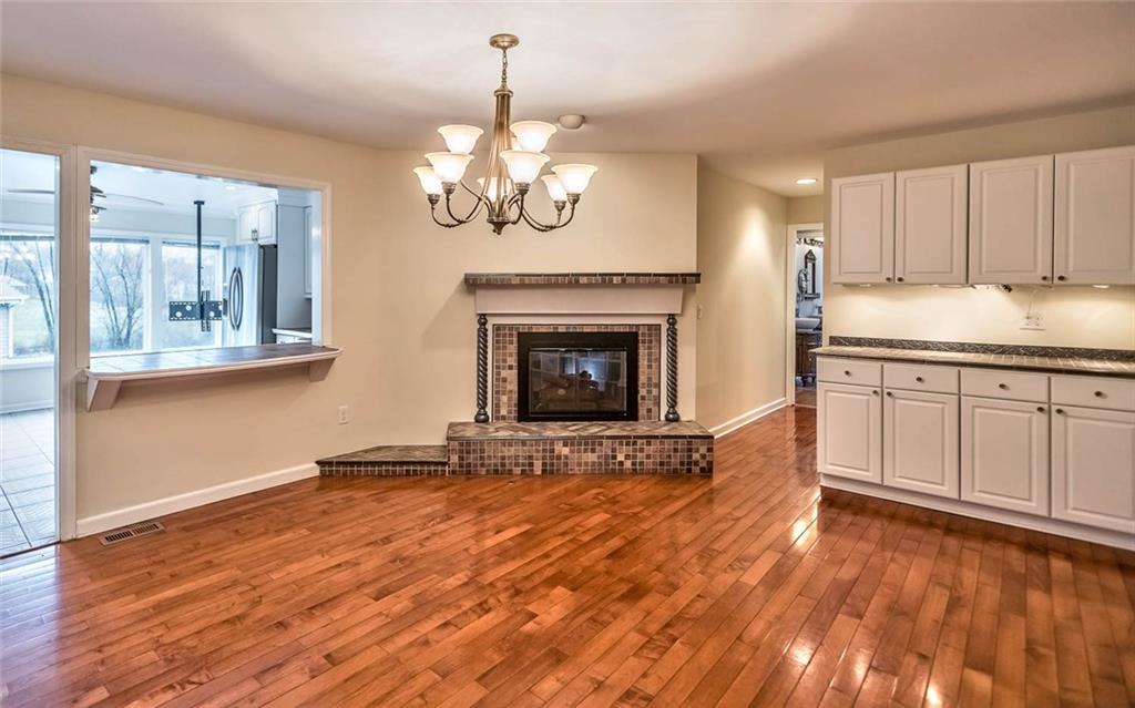 4466 Middle Road Allison Park, PA 15101 - Photo 10 of 24 Gallery Image 10