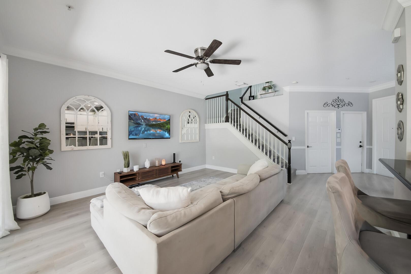 7673 Spatterdock Drive Boynton Beach, FL 33437 - Photo 8 of 50 Neutral Flooring