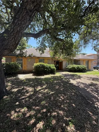 $143,000 | 2014 Pecan Drive, Portland, TX 78374