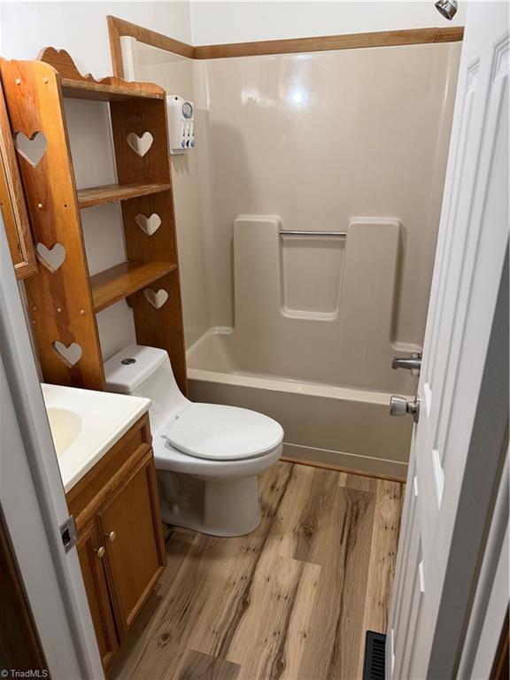 3724 Fall Creek School Road East Bend, NC 27018 - Photo 14 of 21