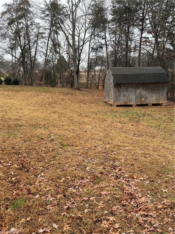 3724 Fall Creek School Road East Bend, NC 27018 - Photo 4 of 21