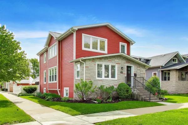 $700,000 | 3201 Highland Avenue, Berwyn, IL 60402