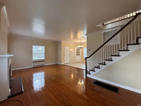 $1,000 | 905 Lincoln Avenue, Unit B, Evansville, IN 47713