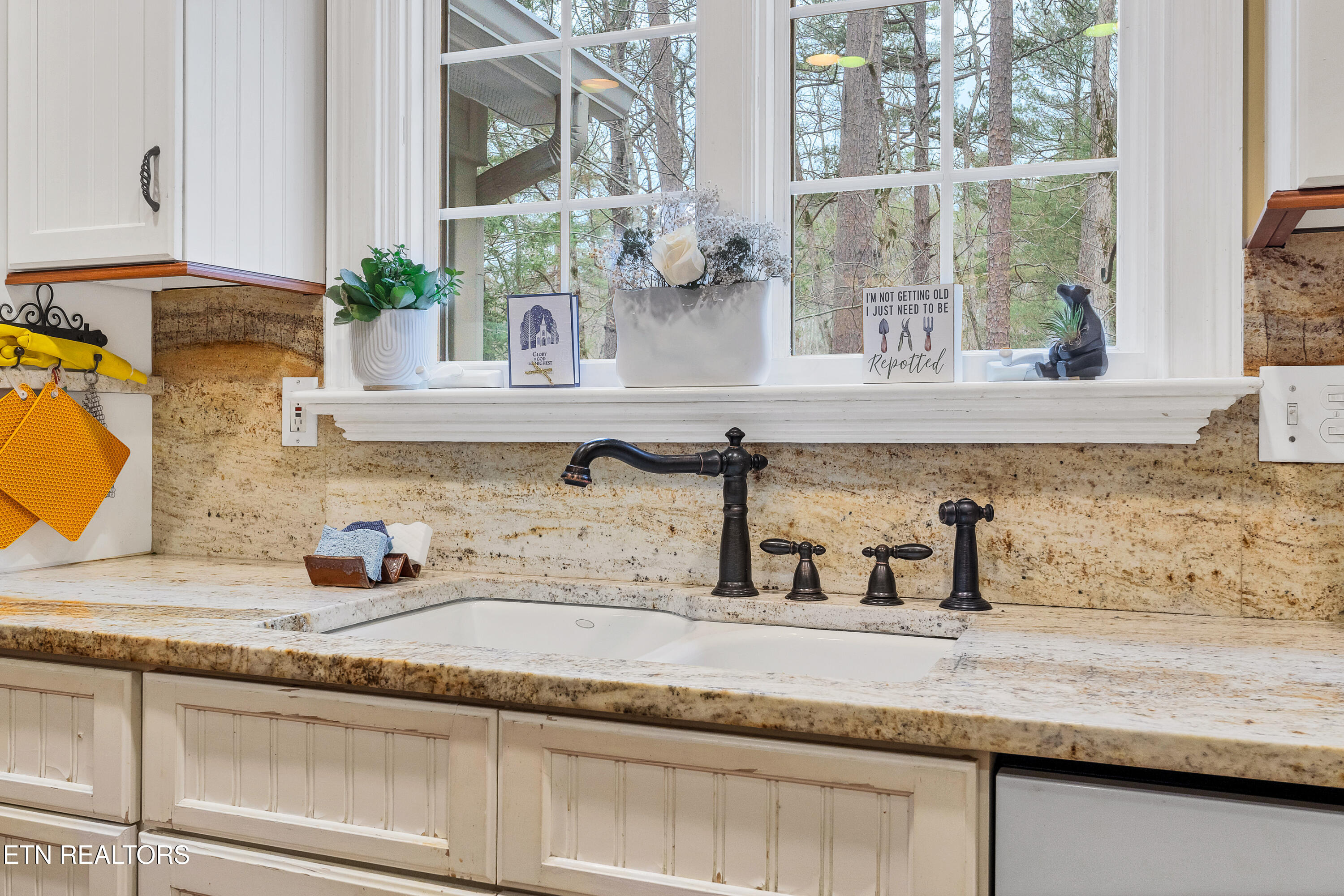 453 Mountain John Loop Townsend, TN 37882 - Photo 11 of 58 DSC04220