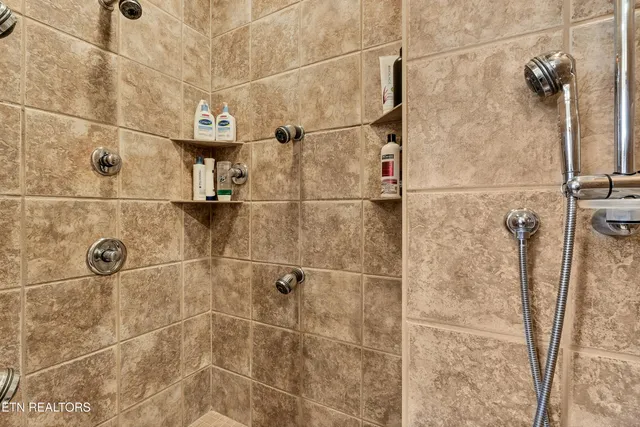 $1,199,000 | 453 Mountain John Loop, Townsend, TN 37882