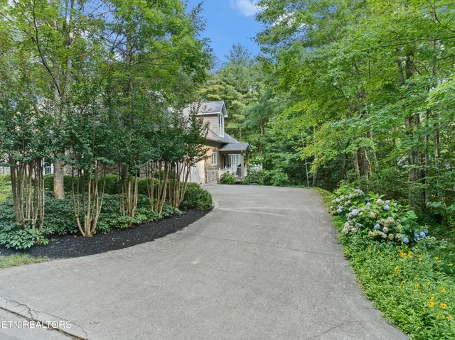 $1,199,000 | 453 Mountain John Loop, Townsend, TN 37882