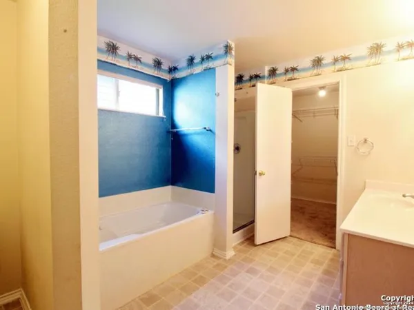 $2,250 | 7326 Tamburo Trail, San Antonio, TX 78266