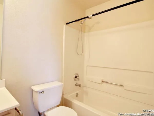 $2,250 | 7326 Tamburo Trail, San Antonio, TX 78266