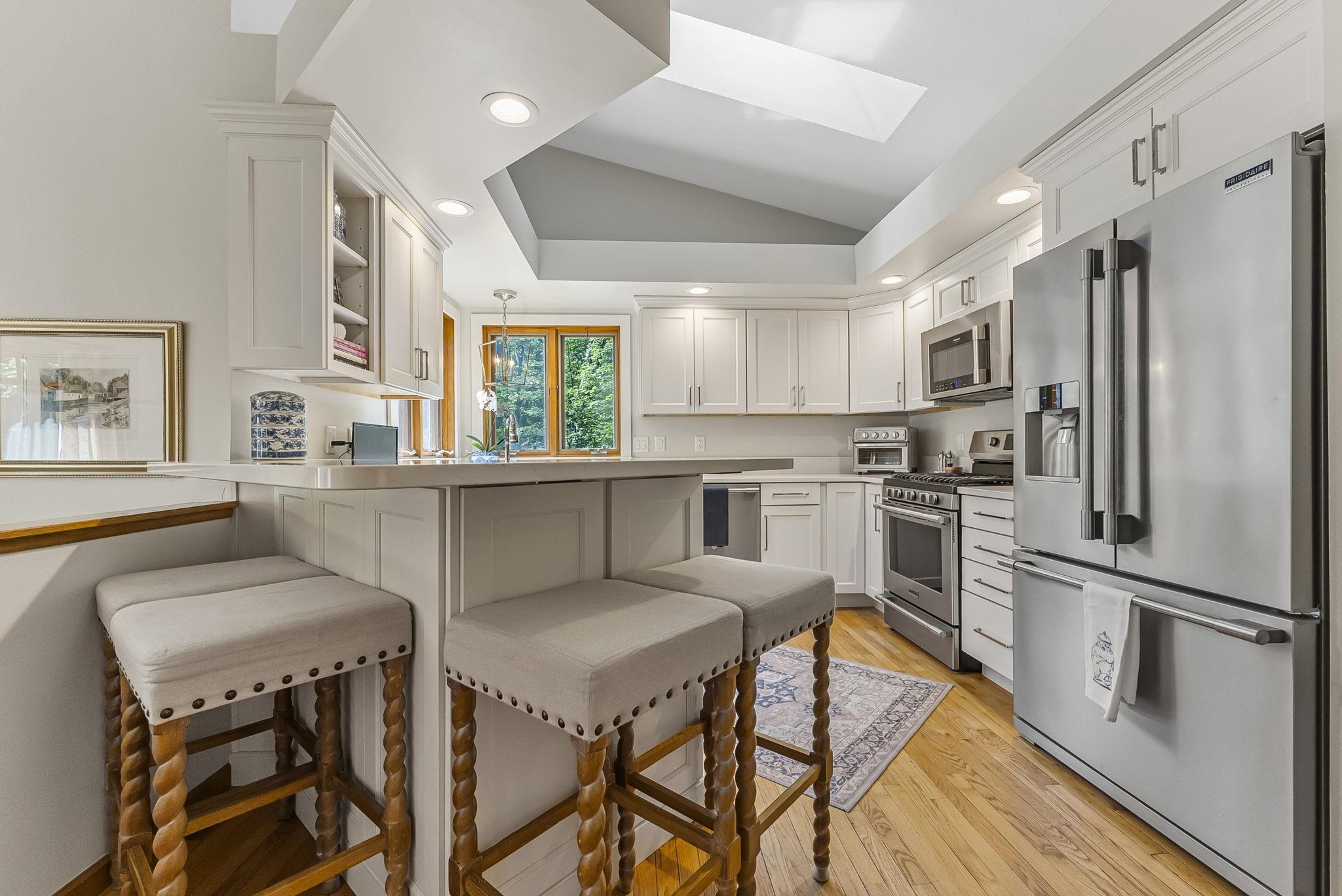 708 Bass Lake Road Traverse City, MI 49685 - Photo 16 of 66 Gallery Image 16