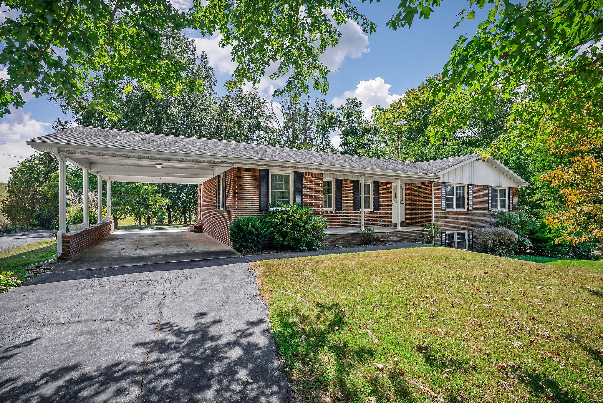 5036 Pendergrass Road Byrdstown, TN 38549 - Photo 31 of 38 a front view of house with yard and green space