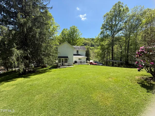$199,000 | 5912 Dunbar Road, Appalachia, VA 24216