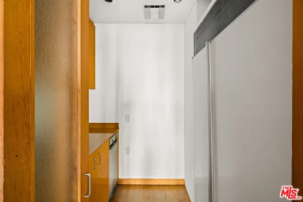 $2,250,000 | 120 Pacific Avenue, Venice, CA 90291