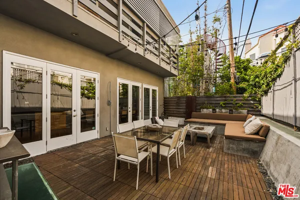 $2,250,000 | 120 Pacific Avenue, Venice, CA 90291