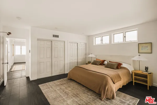 $2,250,000 | 120 Pacific Avenue, Venice, CA 90291