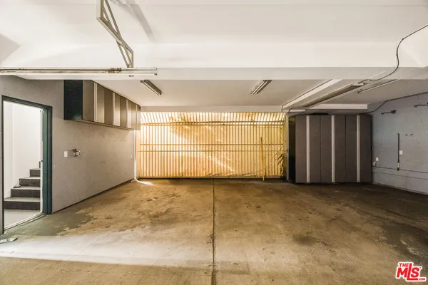 $2,250,000 | 120 Pacific Avenue, Venice, CA 90291