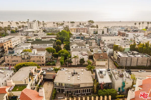 $2,250,000 | 120 Pacific Avenue, Venice, CA 90291