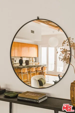 $2,250,000 | 120 Pacific Avenue, Venice, CA 90291