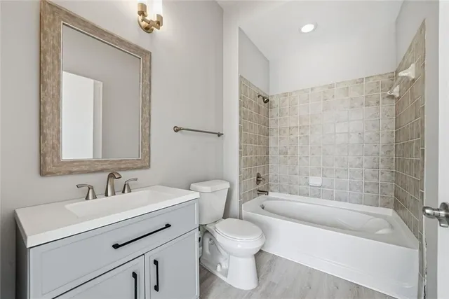 $329,900 | 5300 Peachtree Road, Unit 2510, Atlanta, GA 30341