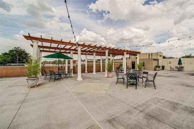 $329,900 | 5300 Peachtree Road, Unit 2510, Atlanta, GA 30341