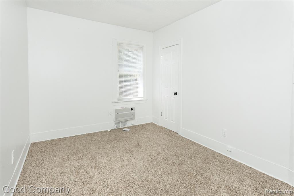 12123 Santa Rosa Drive Detroit, MI 48204 - Photo 10 of 22