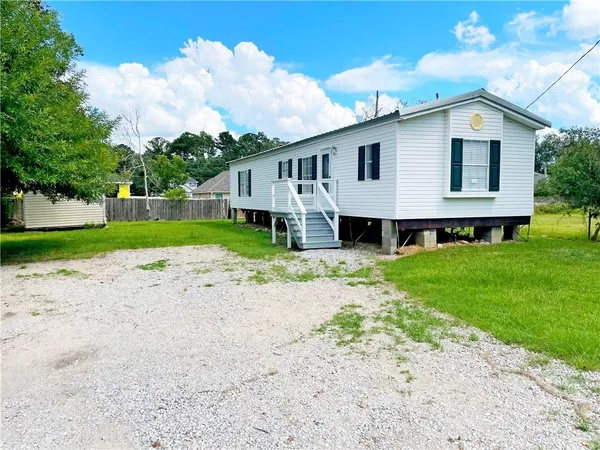 $1,300 | 566 Panther Drive, Slidell, LA 70461