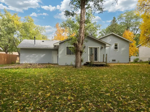 $364,900 | 10136 Uplander Street Northwest, Coon Rapids, MN 55433