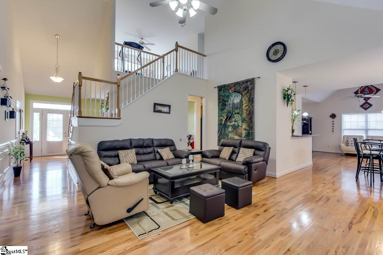 116 Silver Ridge Drive Central, SC 29630 - Photo 2 of 36