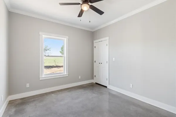$699,900 | 324 Compton Road, Crawford, TX 76638