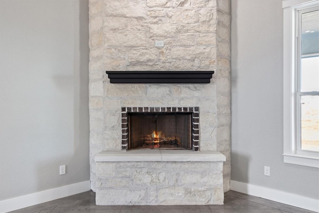 324 Compton Road Crawford, TX 76638 - Photo 10 of 50