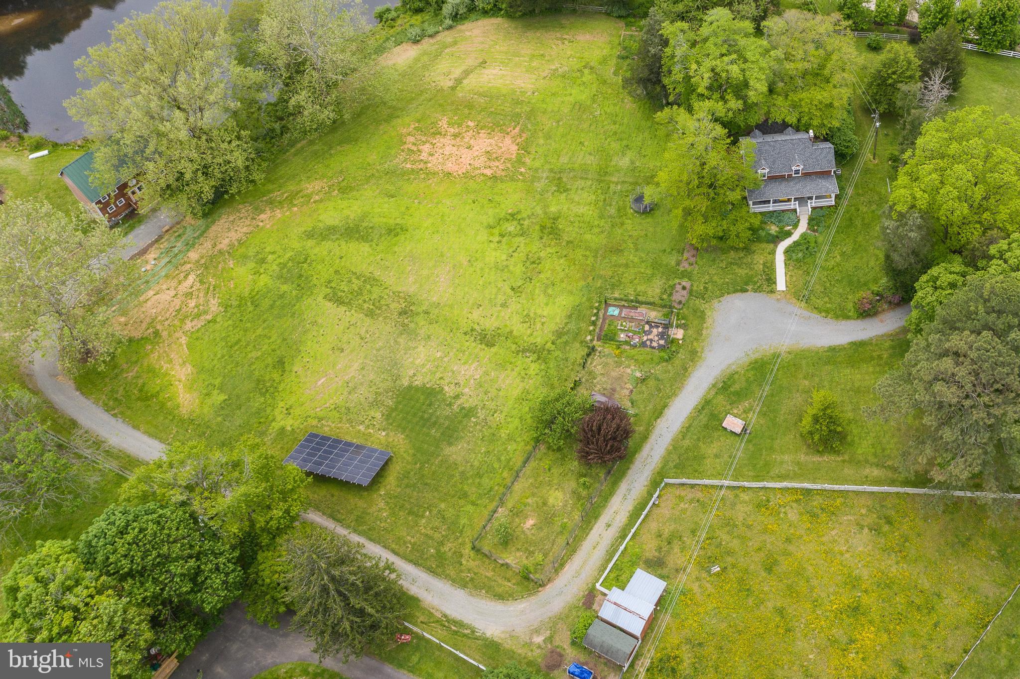 7433 Clifton Road Clifton, VA 20124 - Photo 2 of 98 Gallery Image 2
