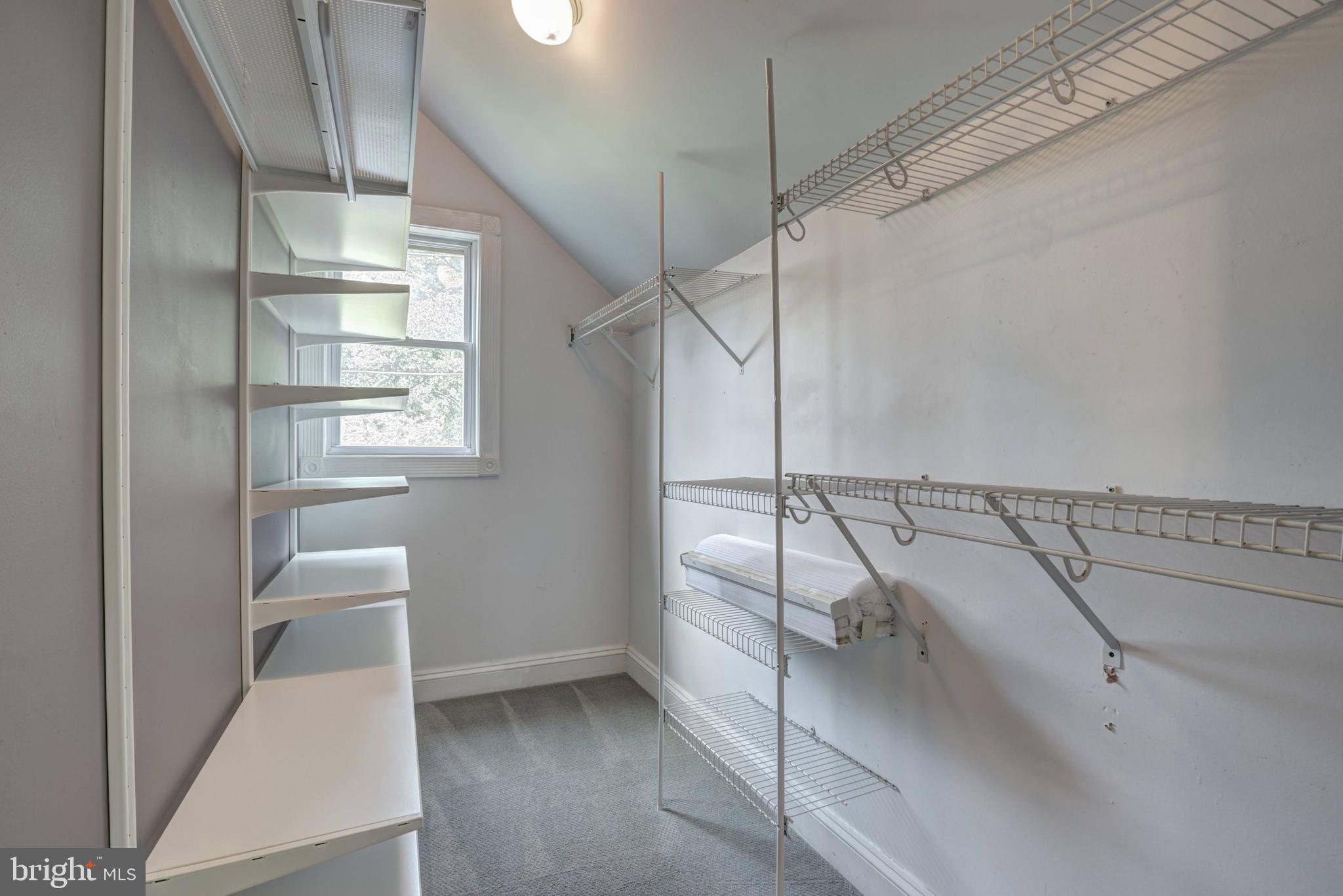 7433 Clifton Road Clifton, VA 20124 - Photo 21 of 98 Gallery Image 21