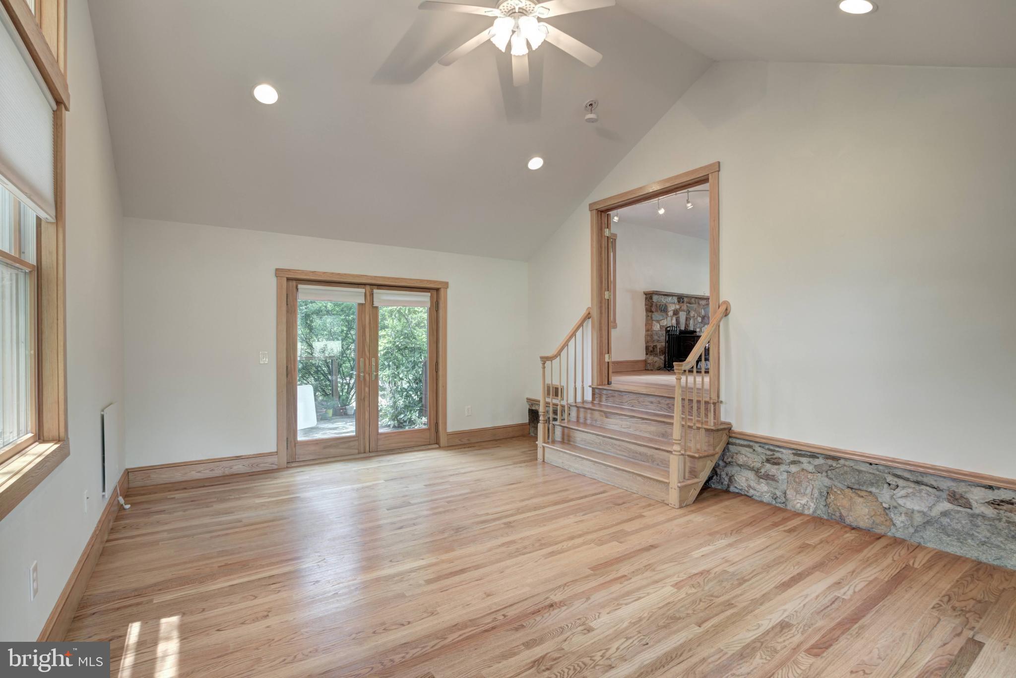 7433 Clifton Road Clifton, VA 20124 - Photo 30 of 98 Gallery Image 30