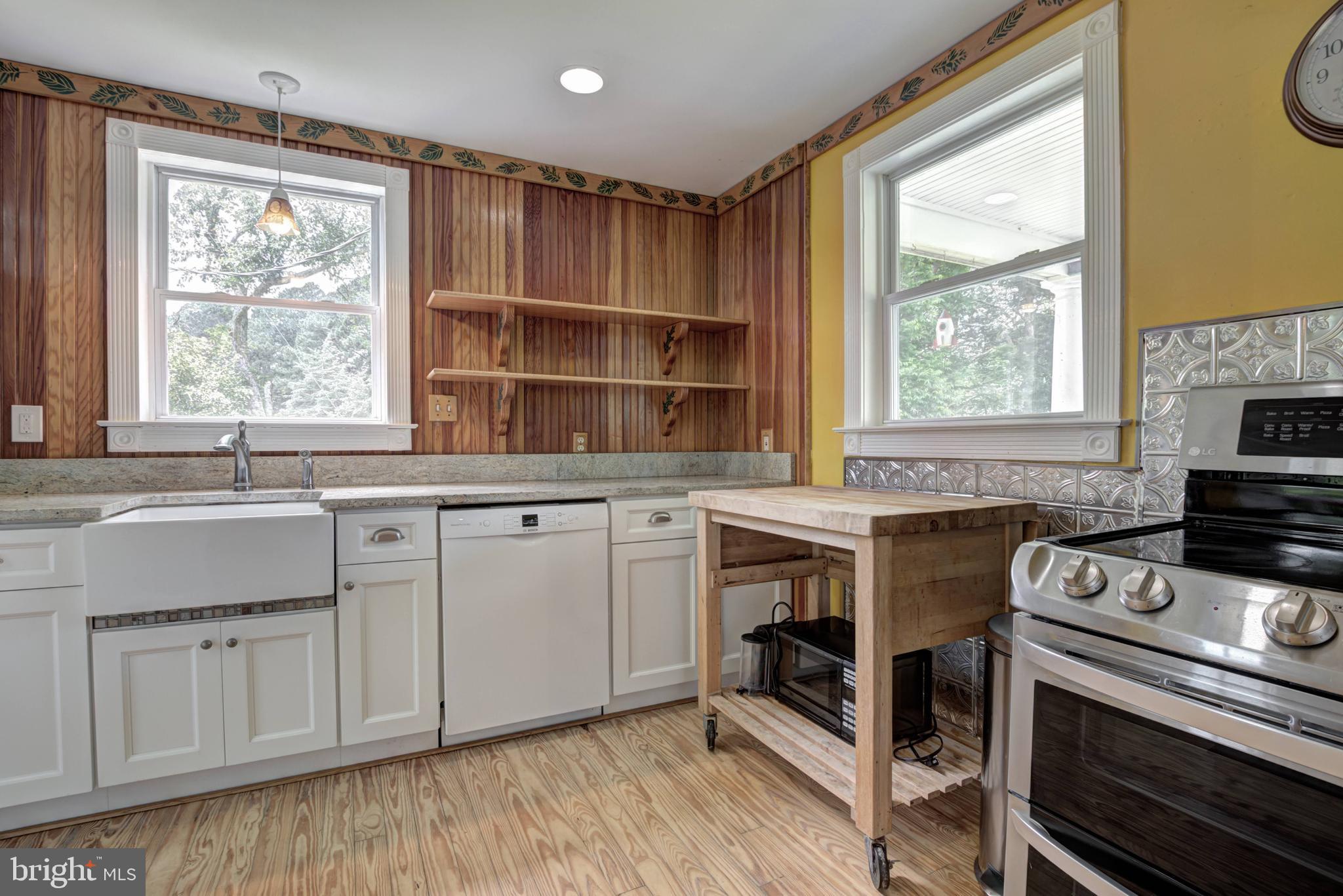 7433 Clifton Road Clifton, VA 20124 - Photo 32 of 98 Gallery Image 32
